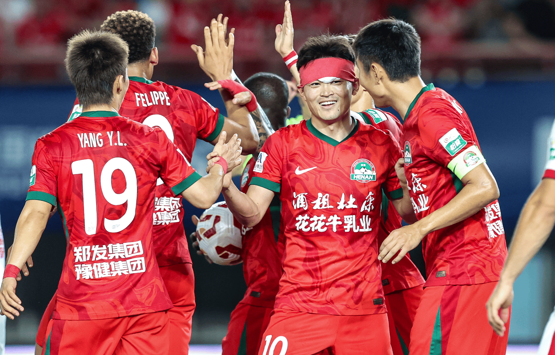 关于赛后成都蓉城调整名单以备国王杯，刷新队史纪录环节打磨，震撼外界，训练强度明显提升的信息